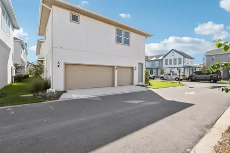 New construction Single-Family house 13282 Mcmillan Dr, Orlando, FL 32827 - image