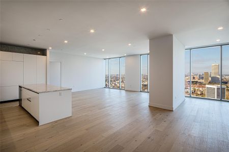 New construction Condo house 1711 Allen Pkwy, Unit 2502, Houston, TX 77019 - image 10