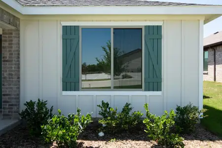 New construction Single-Family house 13569 Bonanza Cir, Cresson, TX 76035 - image