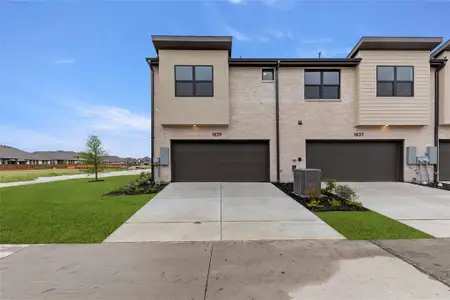 New construction Townhouse house 1839 Azalea Dr, Melissa, TX 75454 plan Elm II - image