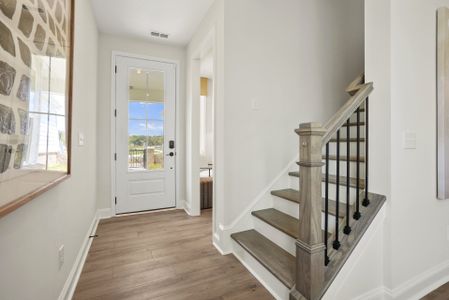 New construction Single-Family house 1529 Pebble Shore Ln, Belmont, NC 28012 Compass- photo 2 2