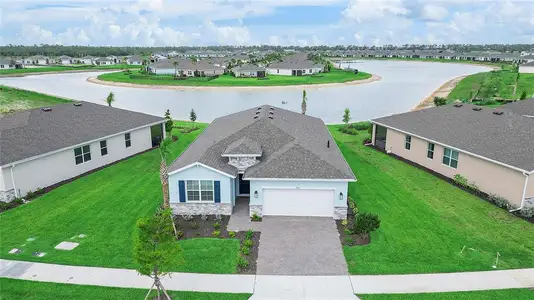 New construction Single-Family house 17911 Shade Tree Lp, Punta Gorda, FL 33982 plan Delray - image