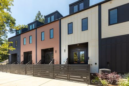 New construction Townhouse house 1308 Carolyn Dr, Charlotte, NC 28205 - image