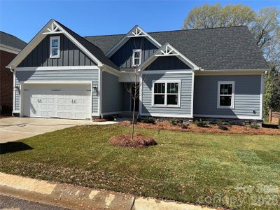 New construction Single-Family house 1061 The Glen St, Statesville, NC 28677 - image