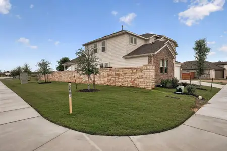 New construction Single-Family house 222 Betsy Rd, Hutto, TX 78634 plan Warbler - image