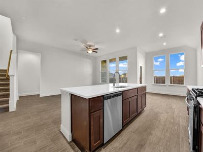 New construction Single-Family house 5016 Meadow Vista Ln, Fort Worth, TX 76036 - image 5