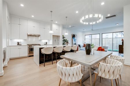 New construction Single-Family house 1935 W Clay St, Houston, TX 77019 null- photo 5 5