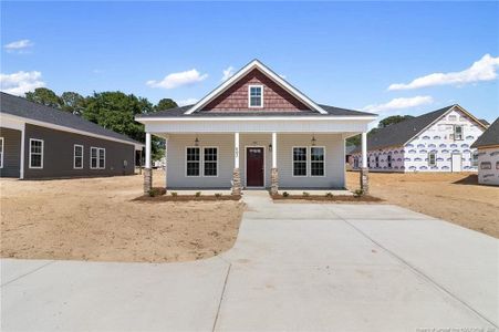 New construction Single-Family house 802 Holmes St, Clinton, NC 28328 - image