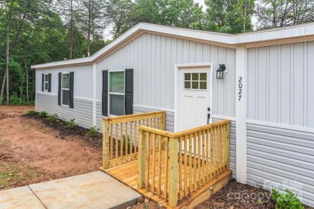 New construction Single-Family house 2027 Kennedy Dr, Statesville, NC 28677 null- photo 6 6