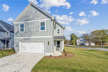 New construction Single-Family house 14 Hampton Forest Lane, Hoschton, GA 30548 Larson- photo 0