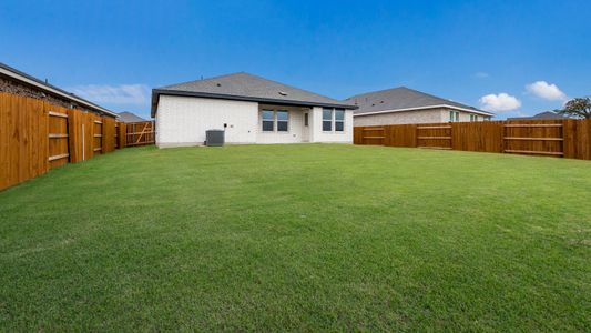 New construction Single-Family house 113 Bruin Paw Dr, Georgetown, TX 78628 The Ashburn- photo 5 5