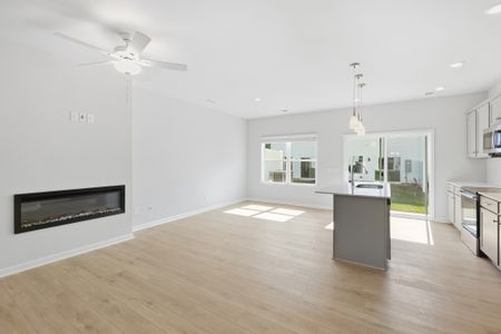 New construction Townhouse house 7450 Mashburn Dr, Charlotte, NC 28269 plan Foxglove - image 14