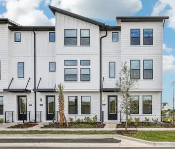 New construction Townhouse house 15345 Hamlin Park Dr, Winter Garden, FL 34787 plan Haines II End Unit - image