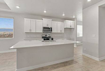 New construction Single-Family house 14016 Paseo Corez Ct, El Paso, TX 79928 plan Roswell - image 6
