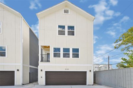New construction Single-Family house 3808 Yale St, Houston, TX 77018 - image
