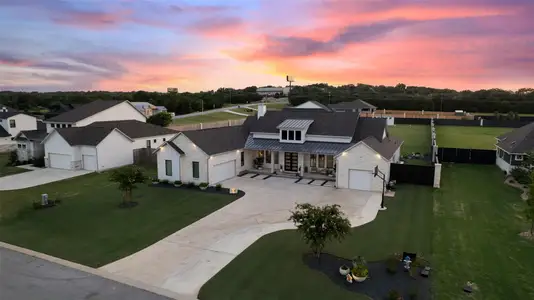 New construction Single-Family house 149 Mcnaughton Dr, Liberty Hill, TX 78642 plan Edinburgh - image