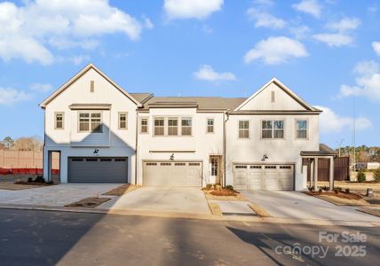 New construction Townhouse house 808 Garringer Pl, Charlotte, NC 28208 - image
