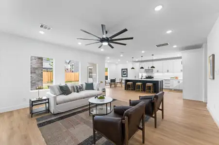 New construction Single-Family house 514 Melbourne St, Unit B, Houston, TX 77022 null- photo 0