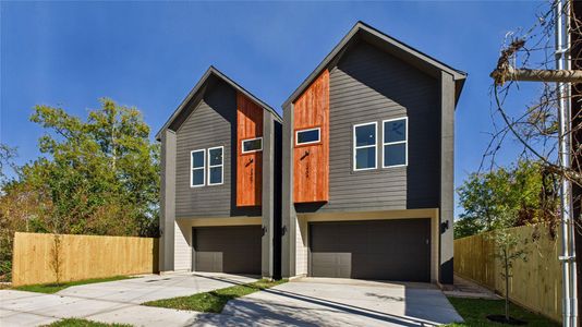 New construction Single-Family house 2409 Stuart St, Houston, TX 77004 - image