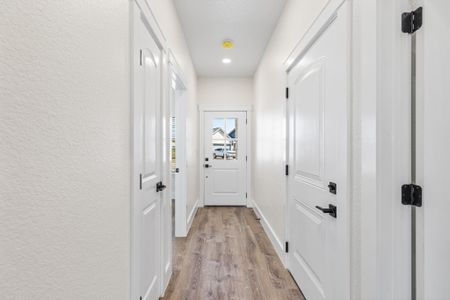 New construction Single-Family house 1012 Creswell Ln, Kerrville, TX 78028 - image 20