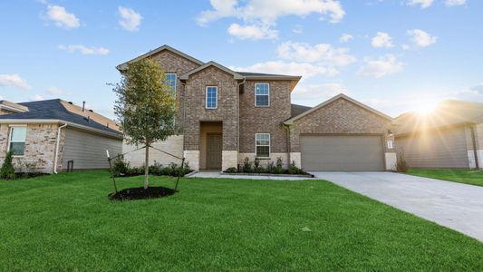New construction Single-Family house 31111 Henry Ridge Dr, Fulshear, TX 77441 plan Lancaster - image