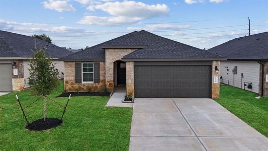 New construction Single-Family house 5019 Rosevine Way, Fresno, TX 77545 Baxtor - photo 0 0