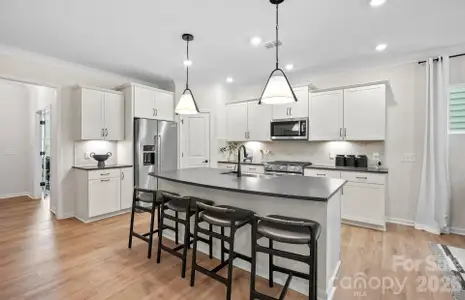 New construction Single-Family house 5615 Bay Rock Rd, Charlotte, NC 28215 plan Hampton - image