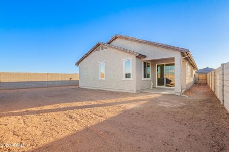 New construction Single-Family house 13232 W Ranch Gate Rd, Peoria, AZ 85383 plan Lot 151 - Plan 3513 - image 4