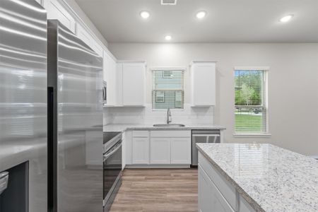 New construction Single-Family house 705 Little River Dr, Montgomery, TX 77316 - image 14
