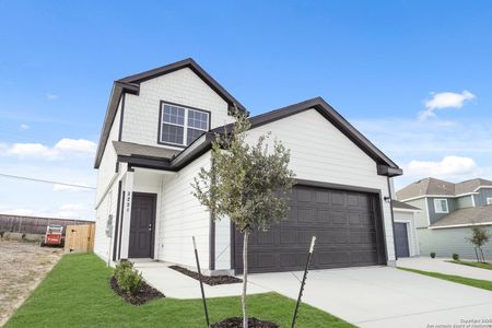 New construction Single-Family house 3231 Katzer Ln, Converse, TX 78109 plan The Queensland - image