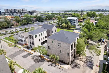 New construction Townhouse house 48 Cooper St, Charleston, SC 29403 - image