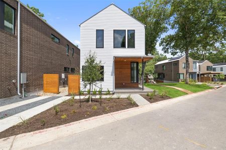 New construction Single-Family house 900 S 2Nd St, Unit 7, Austin, TX 78704 null- photo 0 0