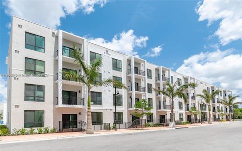 New construction Condo/Apt house 8167 Nw 41St St, Unit E-203, Doral, FL 33166 - photo 0