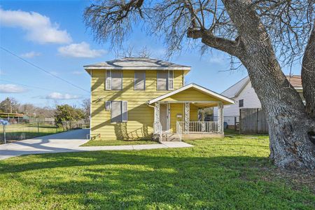 New construction Single-Family house 6837 Routt St, Fort Worth, TX 76112 null- photo 0