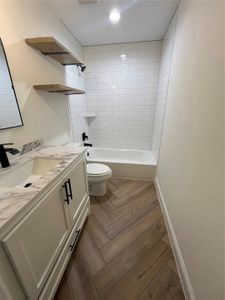 New construction Single-Family house 114 Capetown Cir, Conroe, TX 77356 - image 4