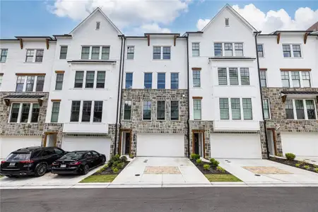 New construction Townhouse house 2722 Thornewilde Wy, Atlanta, GA 30339 - image