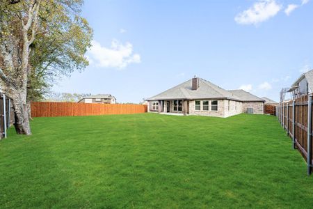 New construction Single-Family house 211 Memory Ln, Waxahachie, TX 75165 Carolina- photo 36 36