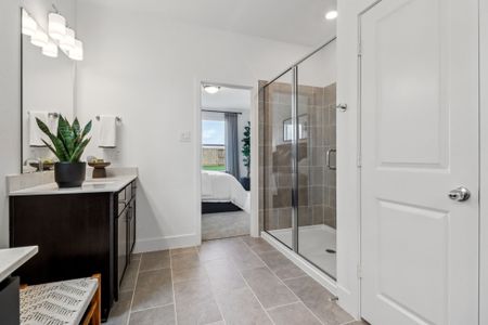 The Residences Collection at Oakberry Trails by New Home Co. in Waller - image 8