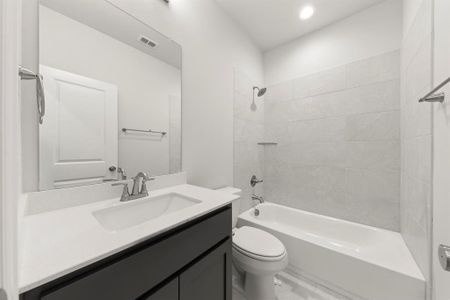 New construction Single-Family house 1208 Redcoat Dr, Forney, TX 75126 plan Patriot - image 7