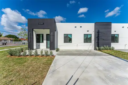 New construction Townhouse house 21911 Sw 124Th Ave, Miami, FL 33170 - image