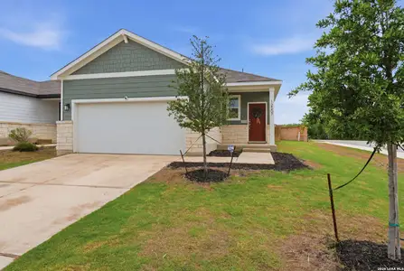 New construction Single-Family house 12507 Spike Hts, San Antonio, TX 78245 plan Easton - 1388 - image