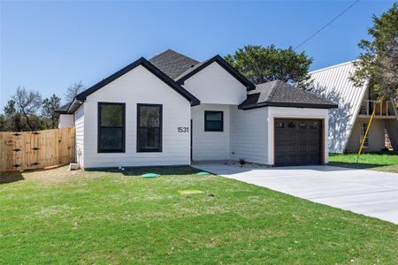 New construction Single-Family house 1531 Corona Dr, Granbury, TX 76048 - image