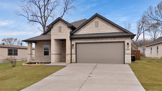 New construction Single-Family house 4414 Green Acres Ct, Arlington, TX 76017 null- photo 1 1