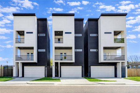 New construction Single-Family house 1266 Finnigan Dr, Houston, TX 77020 - image