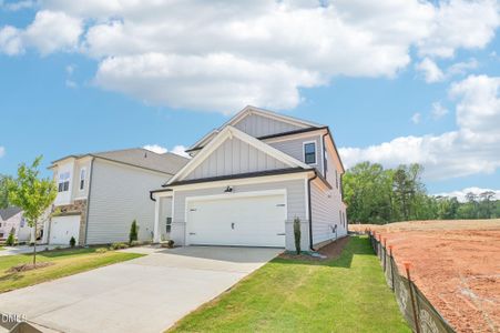 New construction Single-Family house 2101 Ken Dr, Unit 101, Fuquay Varina, NC 27526 - image