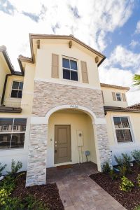 New construction Townhouse house 2620 Se 28Th Dr, Homestead, FL 33035 - image