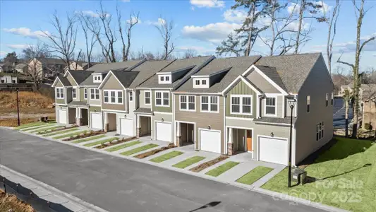 New construction Townhouse house 45 Moon Haven Wy, Arden, NC 28704 plan Corner Litchfield - image