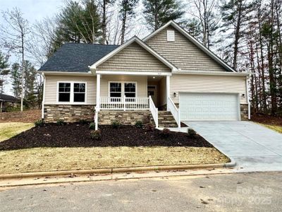 New construction Single-Family house 405 Scarlett Oak Ct Ne, Lenoir, NC 28605 - image