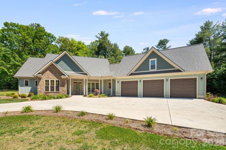 New construction Single-Family house 30 Shipman Pkwy, Flat Rock, NC 28731 - image
