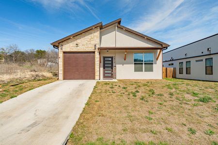 New construction Single-Family house 3613 Durango Trl, Granbury, TX 76048 - image